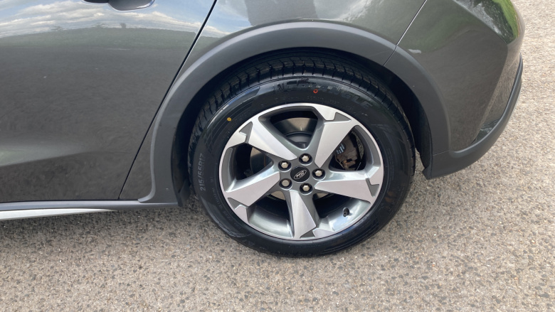 Ford Focus 1.0 EcoBoost 125 Active 5dr Petrol Hatchback